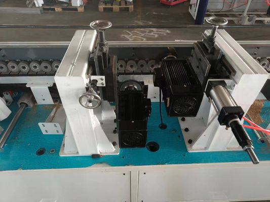 Máquina de escovação de planilha para fabricação de móveis