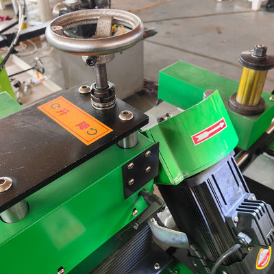 PM4Z-80 Máquina automática de rectificação de engrenagens CNC com velocidade ajustável e cabeça de balanço automática