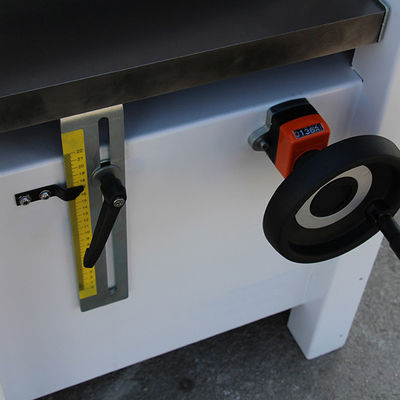 Máquinas de carpintaria de combinação universal 3 em 1 para o trabalho da madeira com tracção vertical de 90 mm