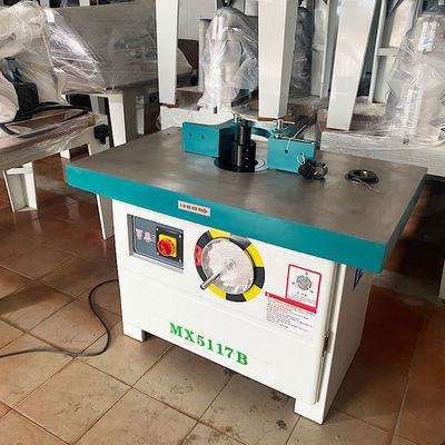Max. espessura de processamento 120 mm Máquina de moagem de moldura de fuso com cabeça única vertical