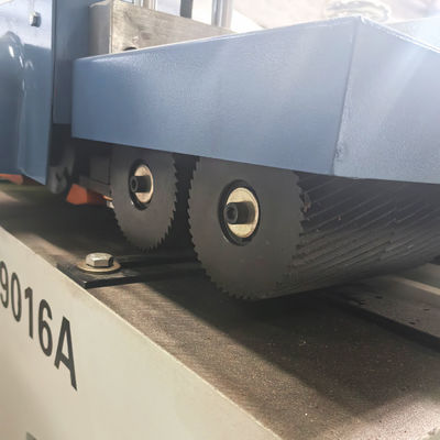 Máquinas de trabalho da madeira Máquina de linha de madeira para perfil de mobiliário Decorar molde de moagem
