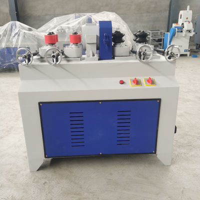 4kW Potência Dobrar e dobrar Espesor ajustável Máquina de limpeza de madeira redonda