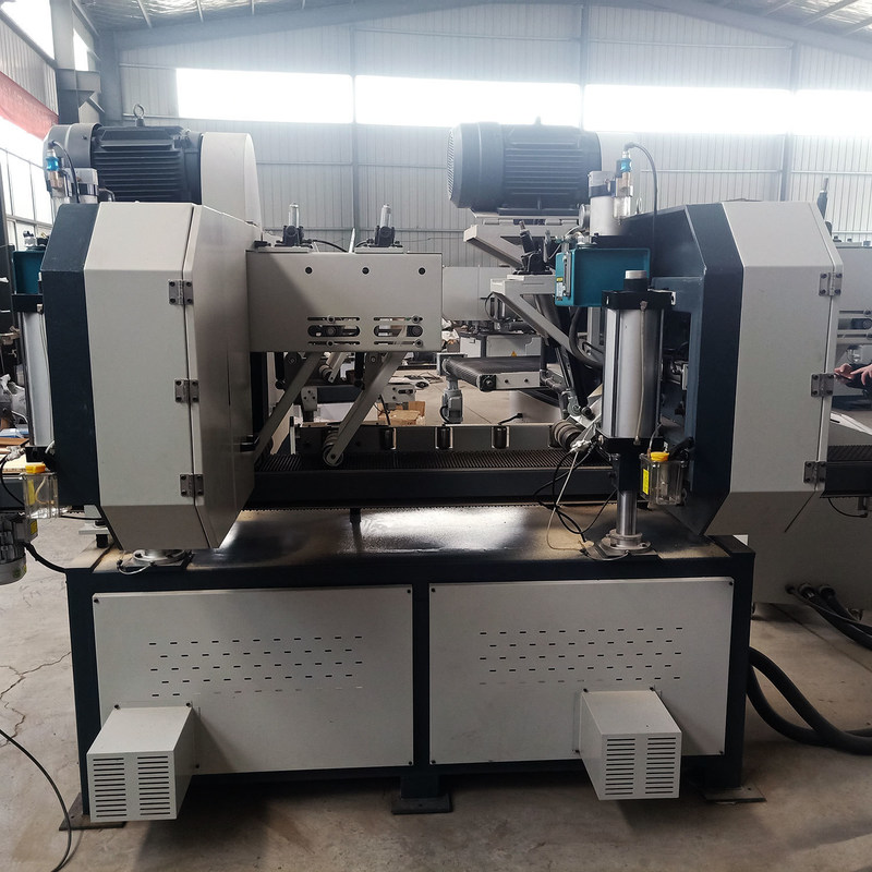 Máquina de corte de madeira de serradura horizontal de banda dupla com largura máxima de trabalho mm 400 mm
