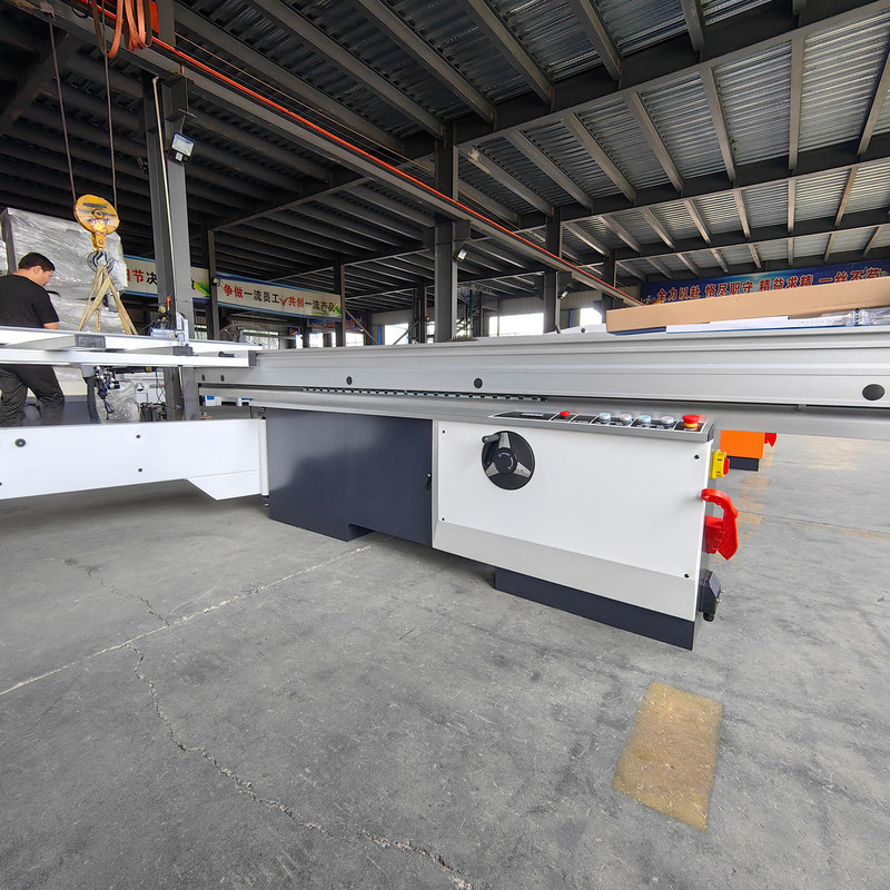 Máquina automática de corte de madeira horizontal multifunção de mesa deslizante MJ6132