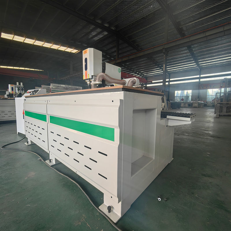Máquina de perfuração de buracos de portas de madeira Máquina de fenda de fechadura CNC totalmente automática Máquina de morte de fechadura