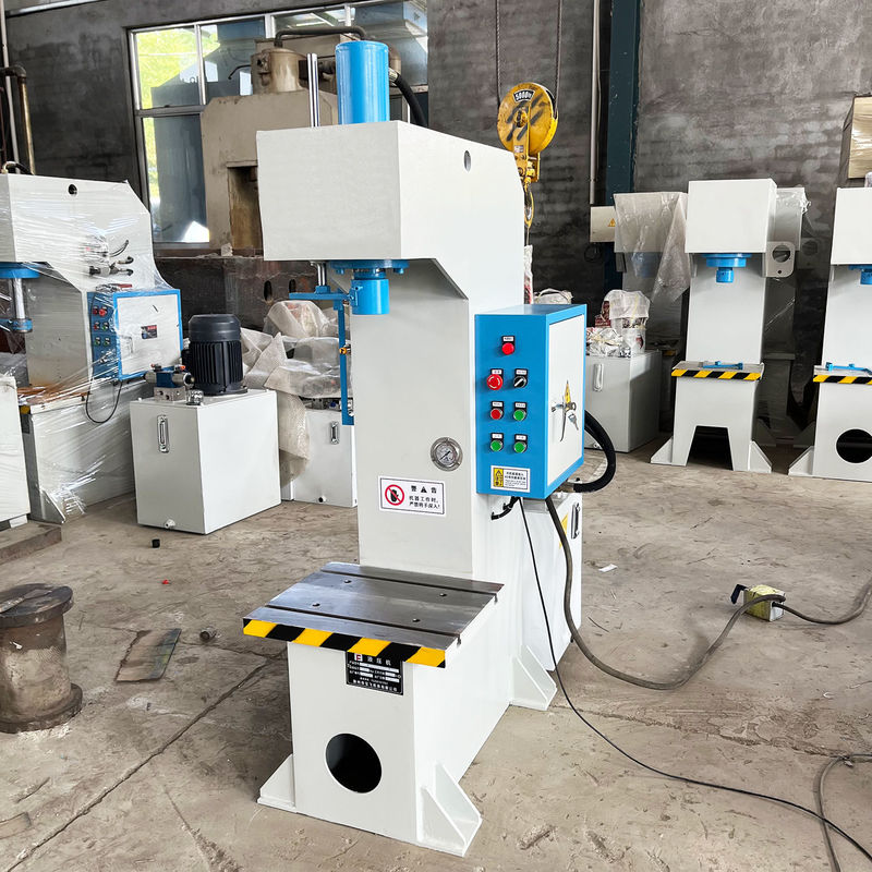 4kW Pequena máquina de prensagem hidráulica de um braço de 10 toneladas para endireitar e perfurar