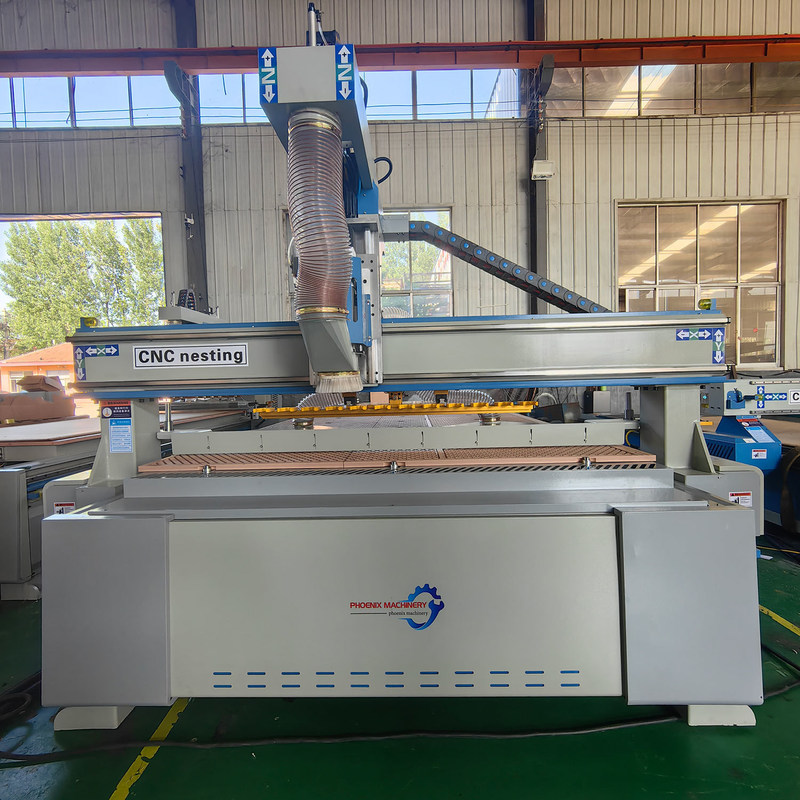 PK2040 ATC Máquina CNC de escultura de madeira com 12 ferramentas