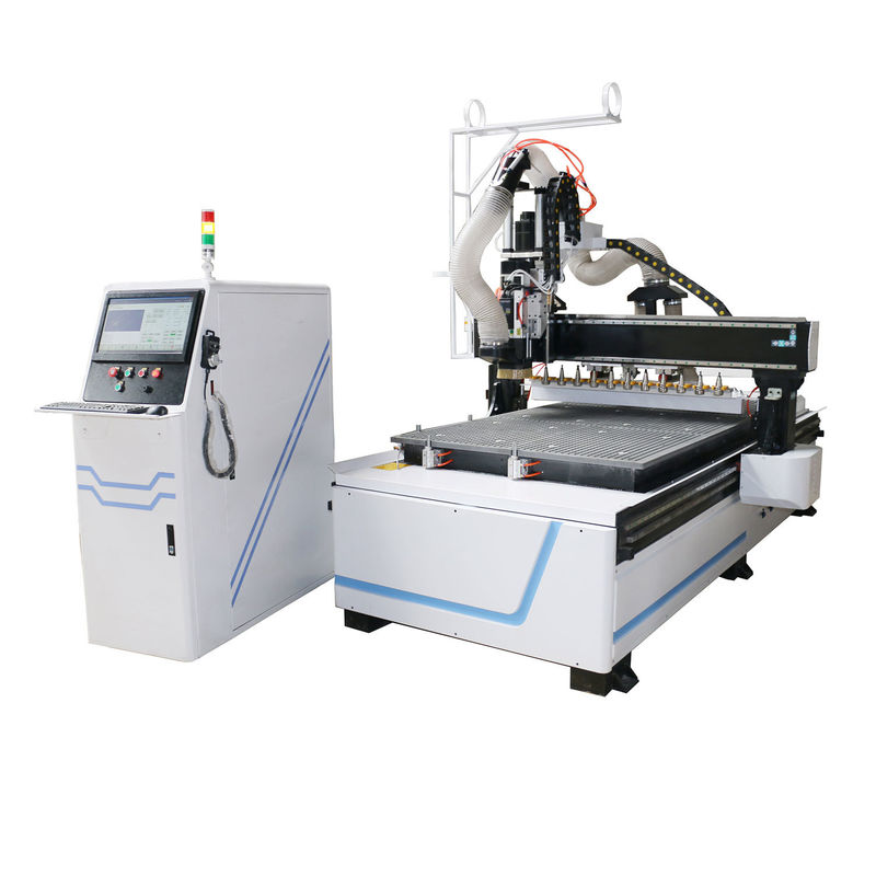Countertop de adsorção de vácuo 3 eixos Roteador de madeira para móveis 3D Escultura de madeira PM1325 ATC