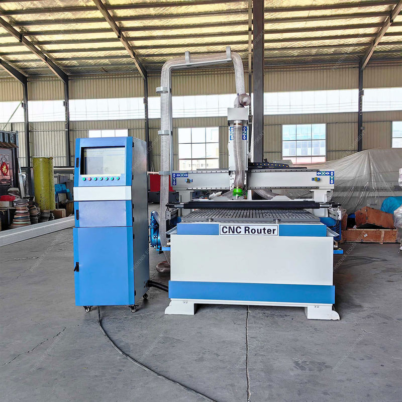 Roteador CNC de escultura de madeira de 1700 kg com funções horizontais de perforação e perfuração