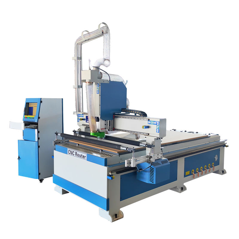 Roteador CNC de alta precisão PK1325 Máquina de escultura de madeira de 3 eixos para a indústria da madeira